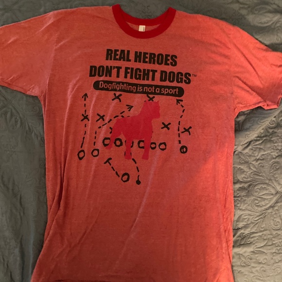 Unisex XL T-shirt: “Real Heroes Don’t Fight Dogs” - Picture 6 of 11
